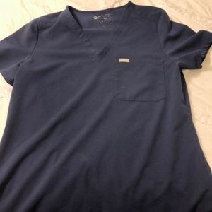 Figs One Pocket Scrub Top